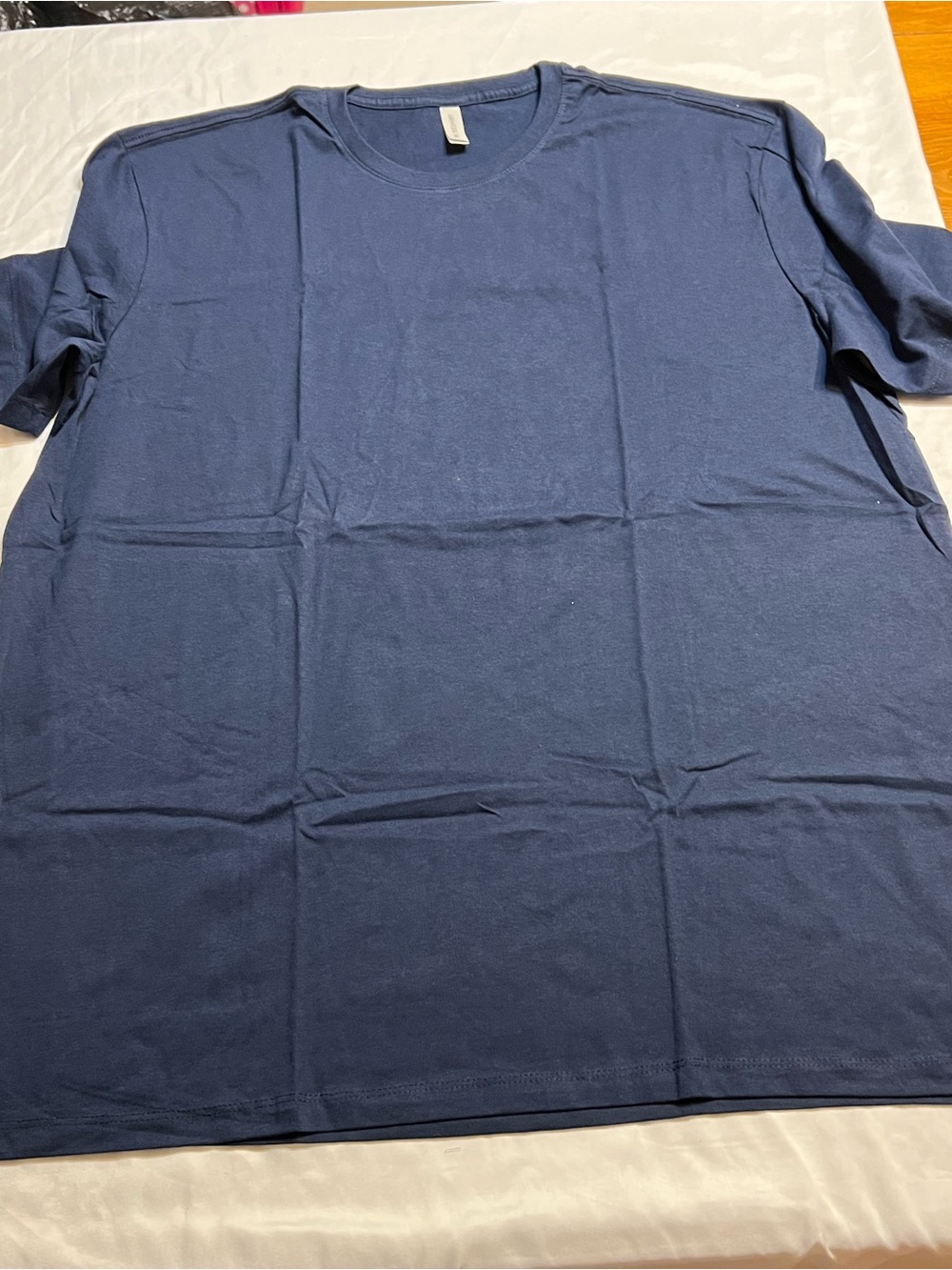 Men's Short Sleeve Crew Neck T-Shirt in Navy